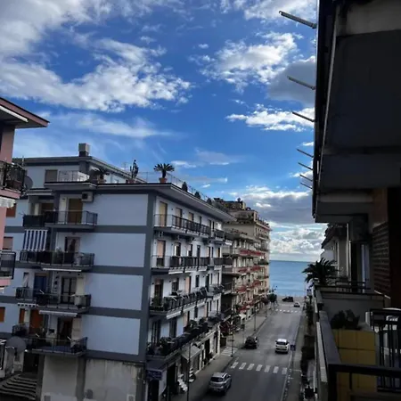 La Casa Di Giovanni - In The Center Of